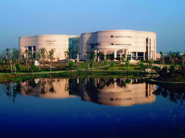 揚州雙博館展櫃采購